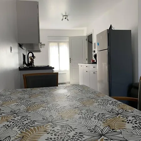 Duplex Lumineux à - 2 Chambres, Moderne Et Confortable - Fr-1-870-12 Appartement
