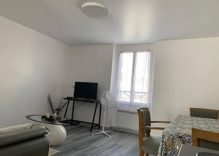 Апартаменты Duplex Lumineux A - 2 Chambres, Moderne Et Confortable - Fr-1-870-12